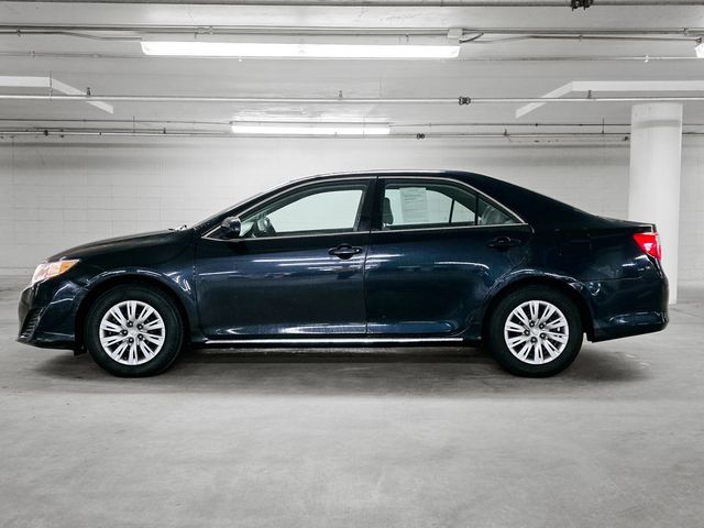 2014 Toyota Camry Hybrid LE