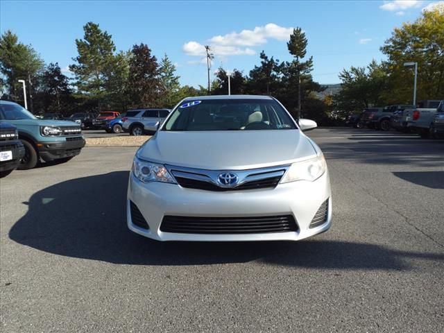 2014 Toyota Camry Hybrid LE