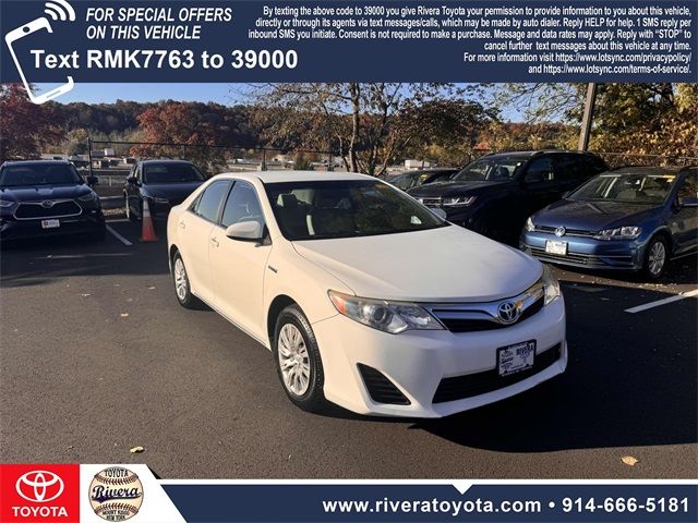 2014 Toyota Camry Hybrid LE