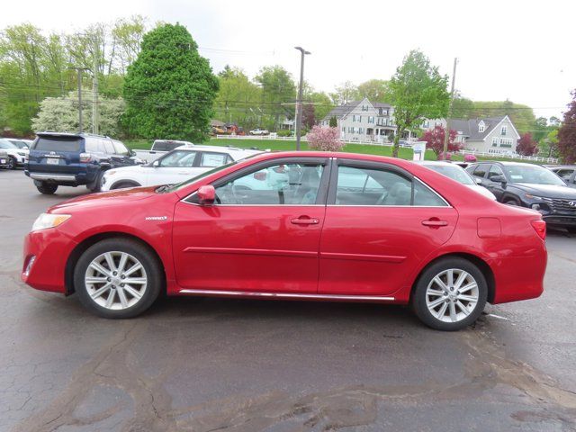 2014 Toyota Camry Hybrid XLE