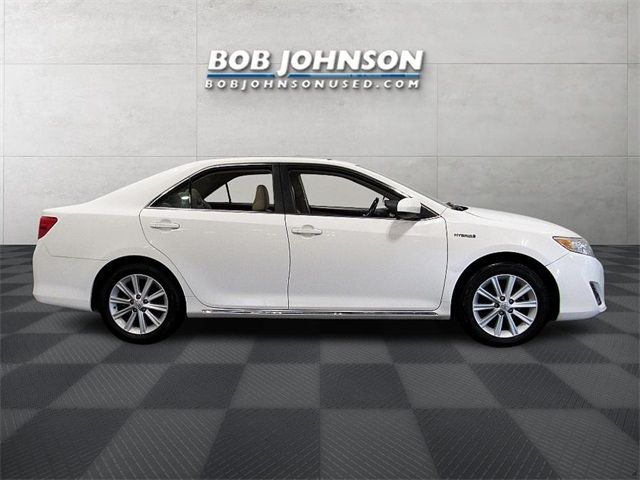 2014 Toyota Camry Hybrid XLE