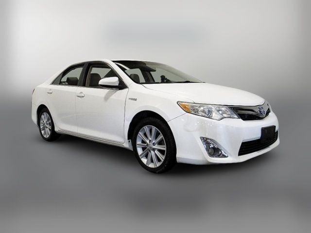 2014 Toyota Camry Hybrid XLE