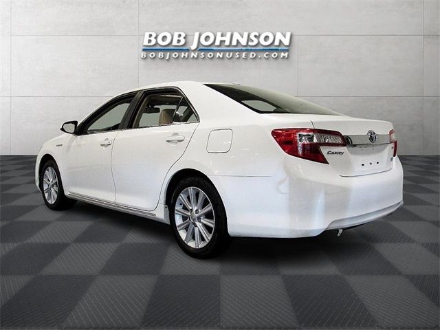 2014 Toyota Camry Hybrid XLE