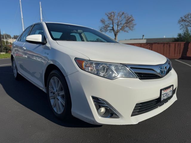 2014 Toyota Camry Hybrid XLE