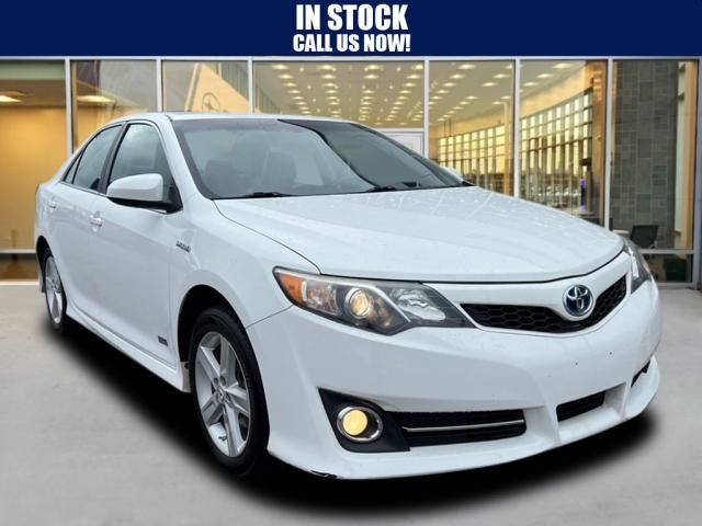 2014 Toyota Camry Hybrid SE Limited Edition