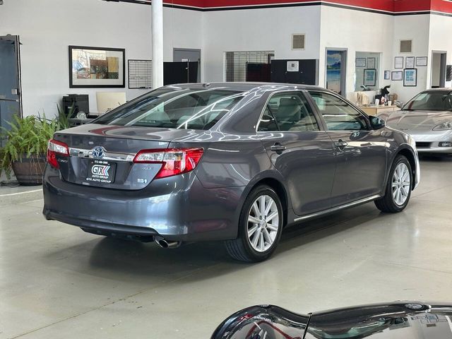 2014 Toyota Camry Hybrid 