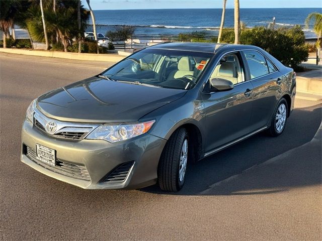 2014 Toyota Camry Hybrid LE