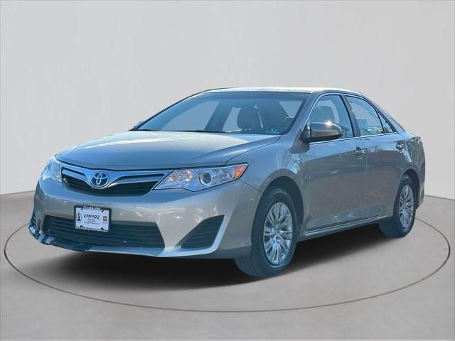 2014 Toyota Camry Hybrid LE