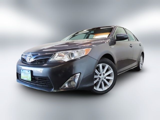 2014 Toyota Camry Hybrid LE