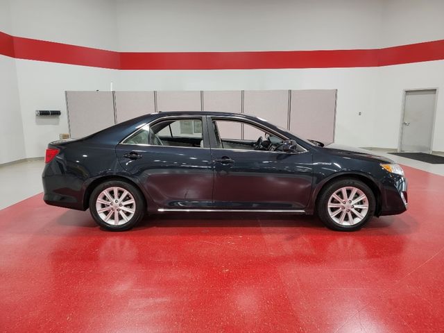 2014 Toyota Camry Hybrid LE