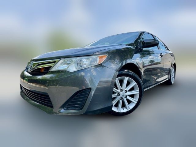 2014 Toyota Camry Hybrid SE Limited Edition