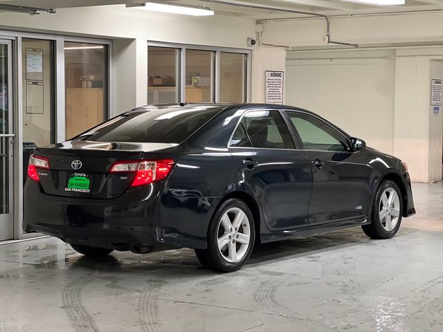 2014 Toyota Camry Hybrid SE Limited Edition