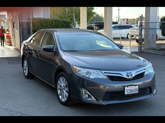 2014 Toyota Camry Hybrid LE