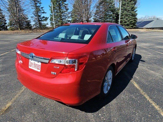 2014 Toyota Camry Hybrid XLE