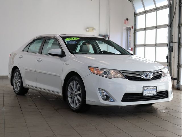 2014 Toyota Camry Hybrid XLE