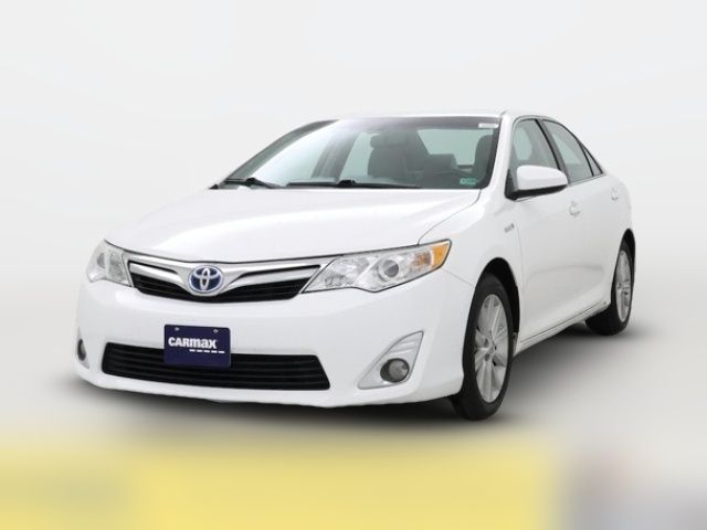 2014 Toyota Camry Hybrid XLE