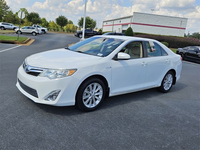 2014 Toyota Camry Hybrid XLE