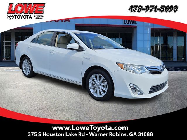 2014 Toyota Camry Hybrid XLE