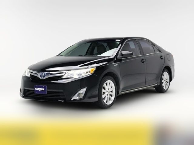 2014 Toyota Camry Hybrid XLE