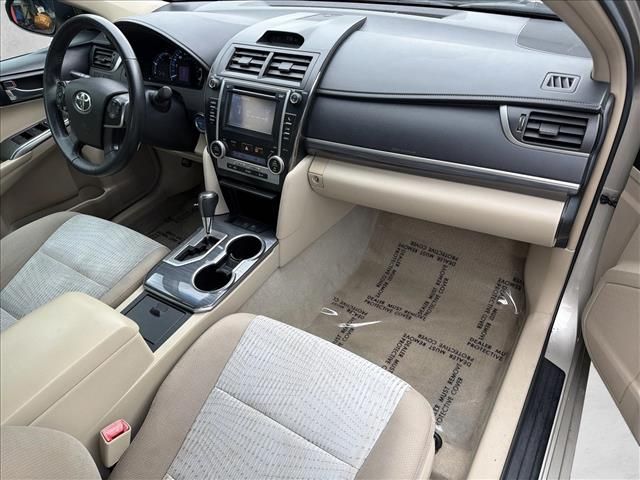 2014 Toyota Camry Hybrid XLE