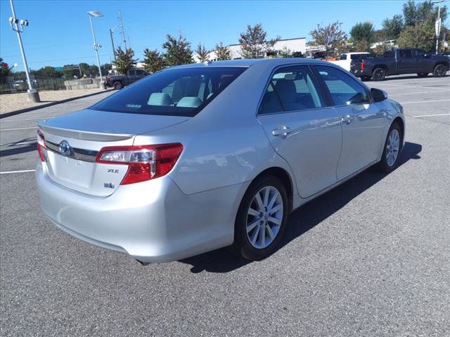 2014 Toyota Camry Hybrid XLE