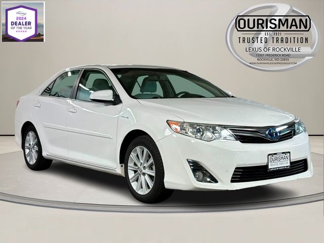 2014 Toyota Camry Hybrid XLE