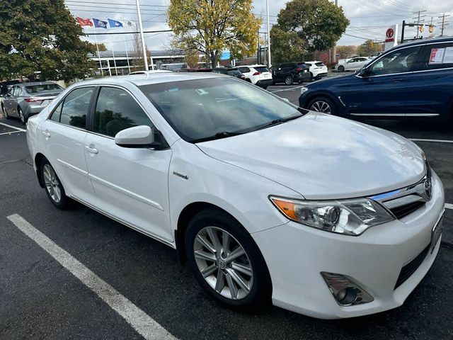 2014 Toyota Camry Hybrid XLE