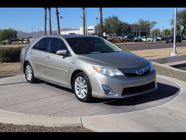 2014 Toyota Camry Hybrid XLE