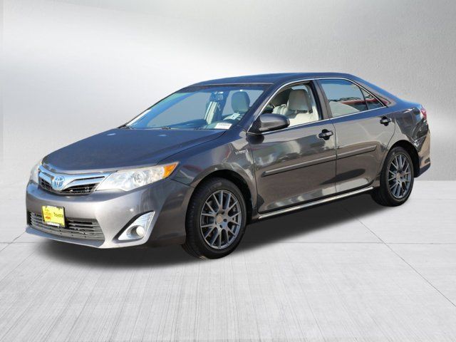 2014 Toyota Camry Hybrid XLE