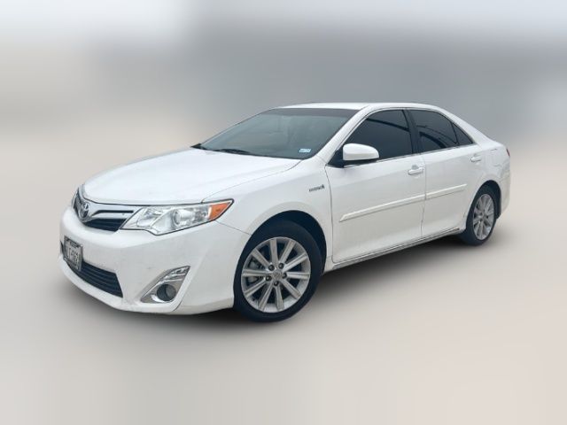 2014 Toyota Camry Hybrid XLE