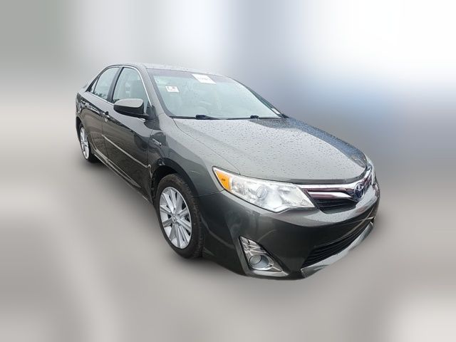 2014 Toyota Camry Hybrid XLE