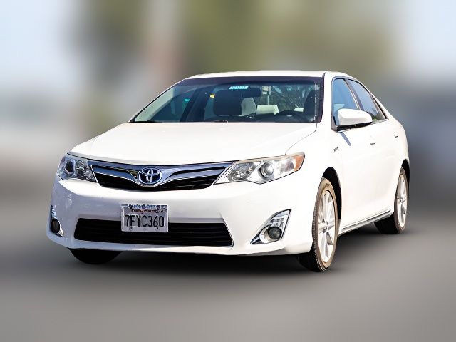 2014 Toyota Camry Hybrid XLE