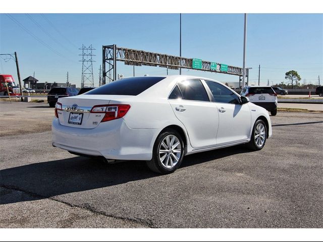 2014 Toyota Camry Hybrid XLE