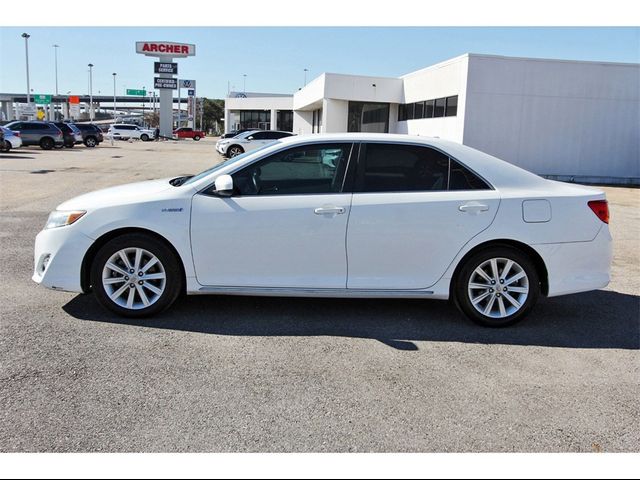 2014 Toyota Camry Hybrid XLE