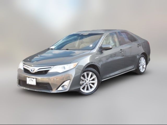 2014 Toyota Camry Hybrid XLE