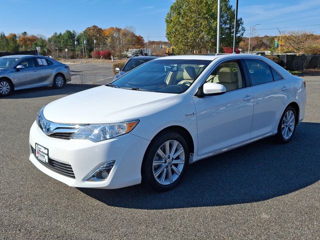 2014 Toyota Camry Hybrid XLE