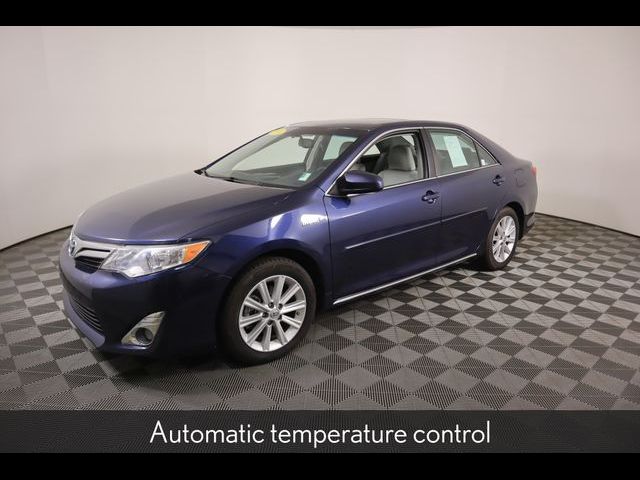 2014 Toyota Camry Hybrid XLE