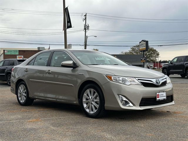 2014 Toyota Camry Hybrid XLE