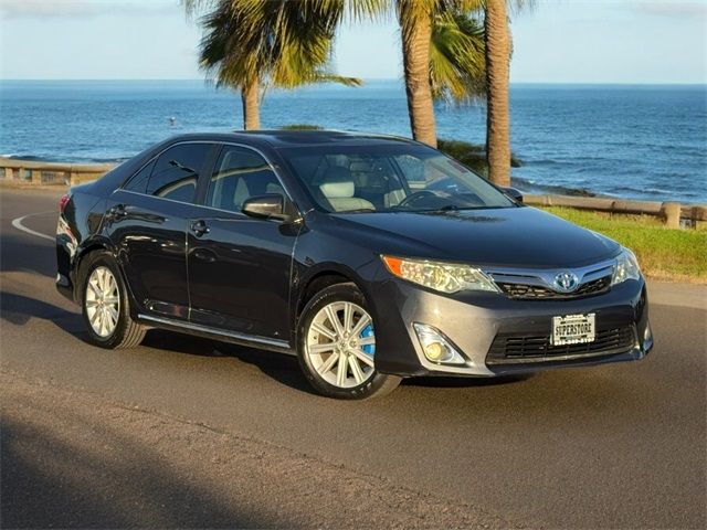2014 Toyota Camry Hybrid XLE