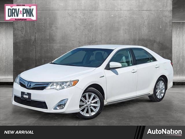 2014 Toyota Camry Hybrid XLE