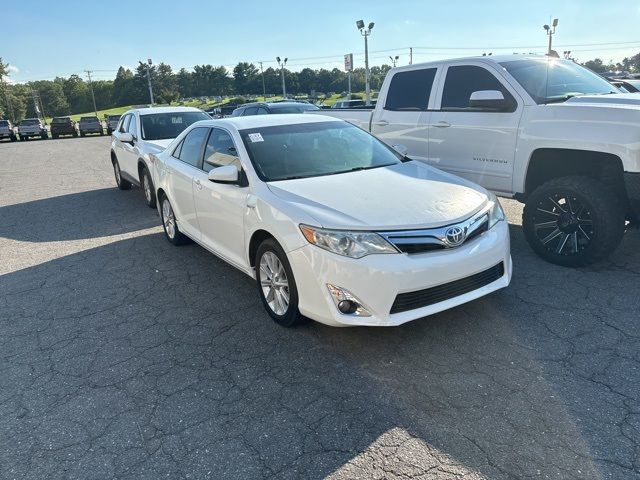 2014 Toyota Camry Hybrid XLE