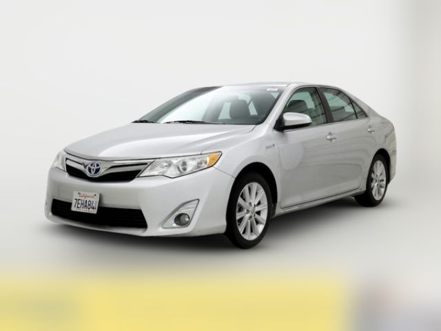 2014 Toyota Camry Hybrid XLE