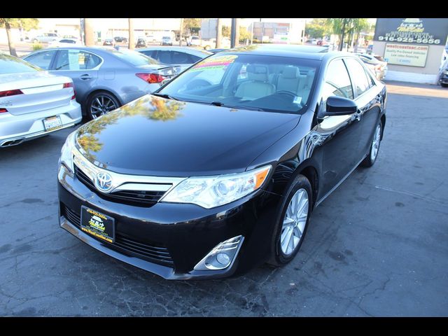 2014 Toyota Camry Hybrid LE