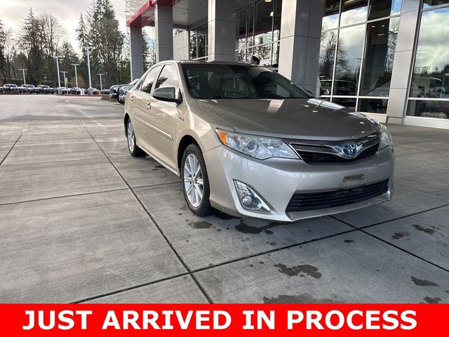 2014 Toyota Camry Hybrid LE