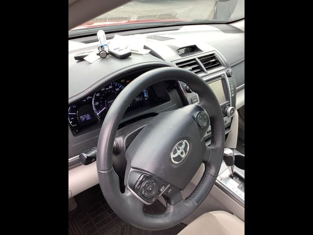 2014 Toyota Camry Hybrid XLE