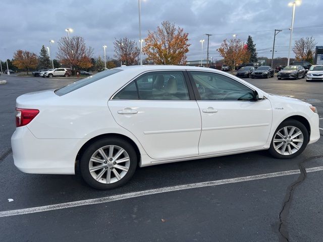 2014 Toyota Camry Hybrid XLE