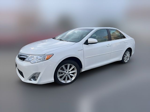 2014 Toyota Camry Hybrid XLE