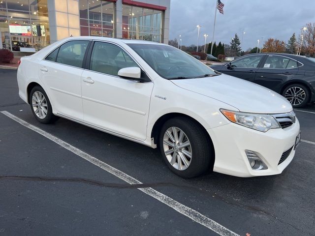 2014 Toyota Camry Hybrid XLE