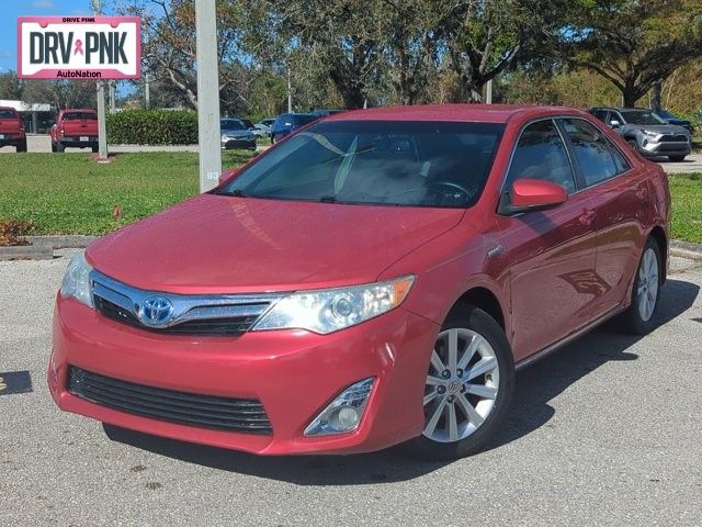 2014 Toyota Camry Hybrid XLE