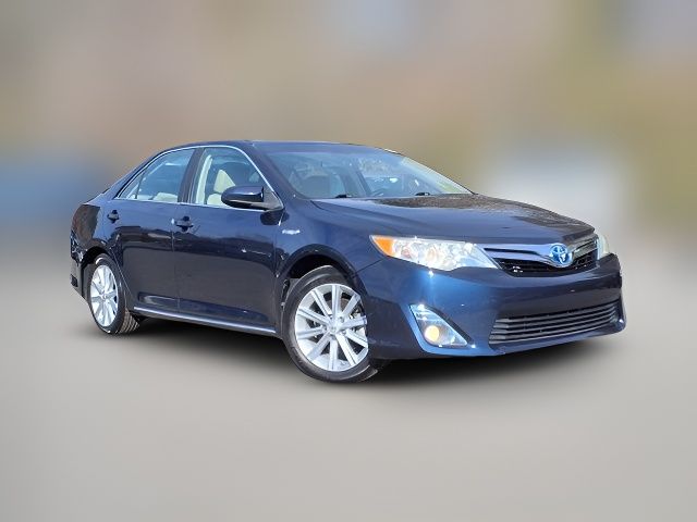 2014 Toyota Camry Hybrid XLE